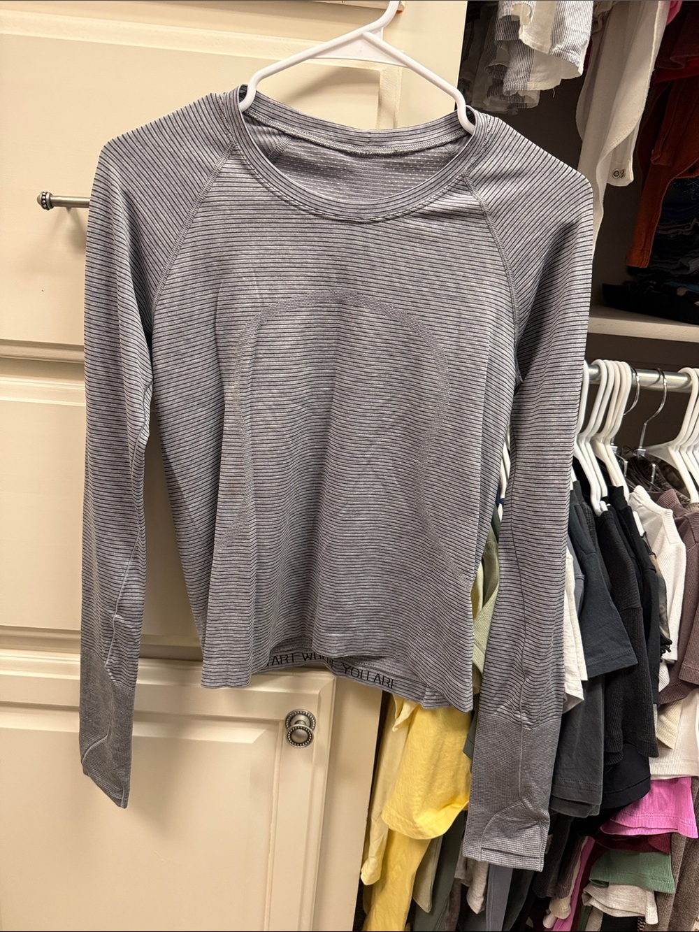 lululemon athletica Swiftly Tech Long Sleeve 2.0 Race Length - Picture 2 of 4